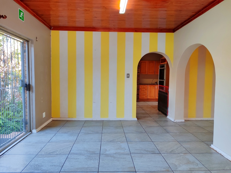 4 Bedroom Property for Sale in Flamwood North West